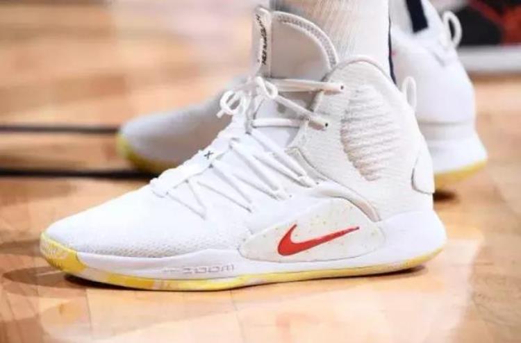 李宁音速7时候脚宽的人吗「NBA球员今日上脚2双李宁音速7赛斯库里穿Curry6」