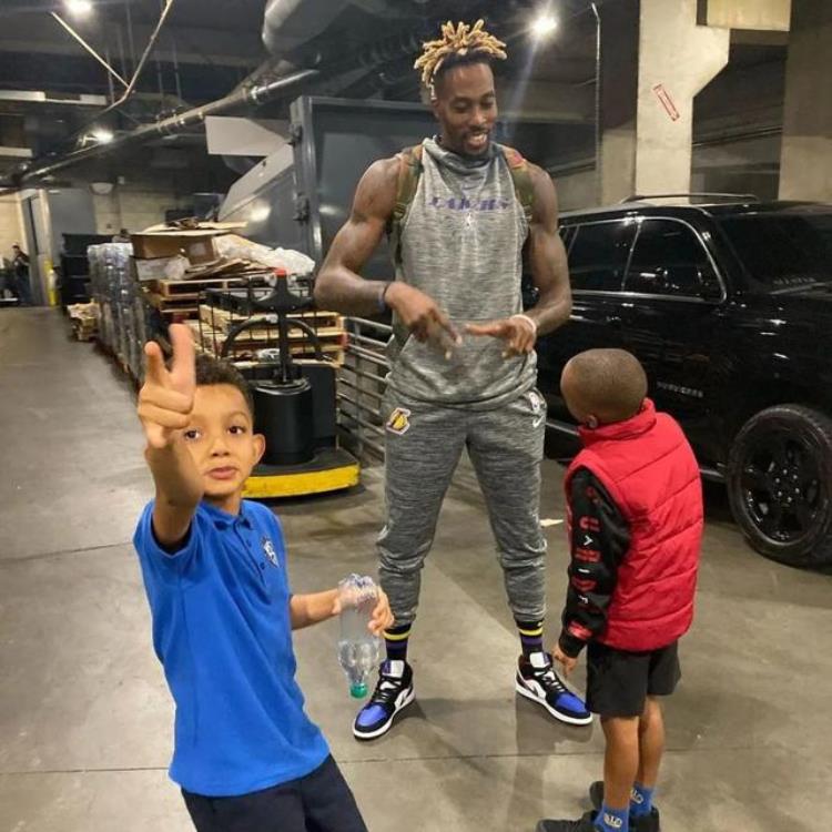 nba球员花销「NBA球员花钱方式有多离谱飞机豪宅不算啥抚养费让人闻之色变」