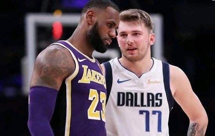 nba球星的萌娃「20张NBA球星幼年照挡住名字你认识几个浓眉哥特征太明显」