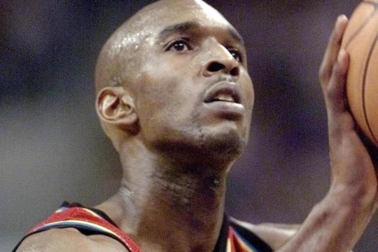nba被淘汰的队伍「美媒列出NBA历史上退役后破产的20名球员有人诈骗皮蓬收购灰熊」