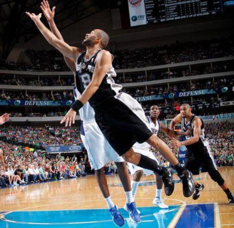 nba跑得最快的球员「风驰电掣NBA历史7大速度有人外号跑车艾弗森称跑不过他」