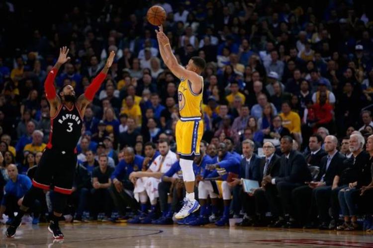 nba现在得分比以前容易「57人赛季场均20为什么NBA球员得分越来越容易了」