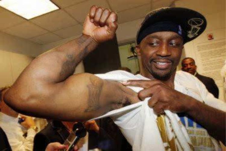 nba球星纹身「十大球星的经典纹身KD缅怀恩师令人感动詹皇纹身凸显他的霸气」