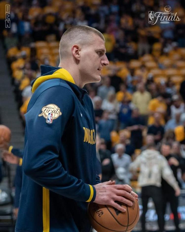 nba总决赛开战球员今天都穿什么鞋「NBA总决赛开战球员今天都穿什么鞋」