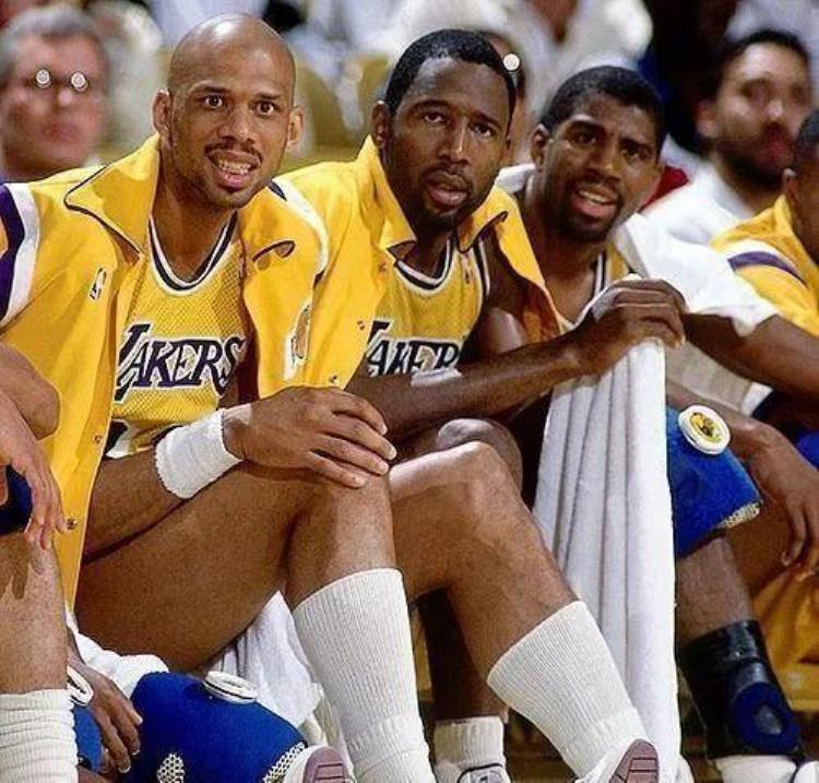 nba历史3巨头「NBA历史上的三巨头组合大家喜欢那一对组合呢」