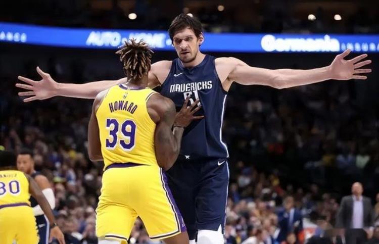 如果我身高3米但完全不会打篮球有可能进nba吗「如果我身高3米但完全不会打篮球有可能进NBA吗」