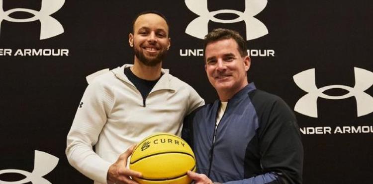 nba吸金王「我不打球每年也能躺赚几千万盘点NBA吸金最强5大球星」