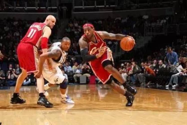 nba十大独步天下的篮球绝技你最欣赏哪一个球员「NBA十大独步天下的篮球绝技你最欣赏哪一个」