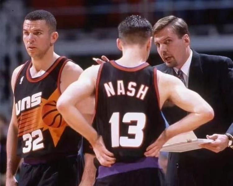 nba四双获得者「三双挡不住盘点NBA十大神级四双表演前四名实至名归」