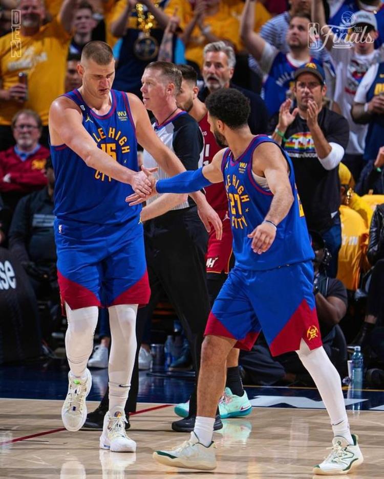 nba总决赛开战球员今天都穿什么鞋「NBA总决赛开战球员今天都穿什么鞋」