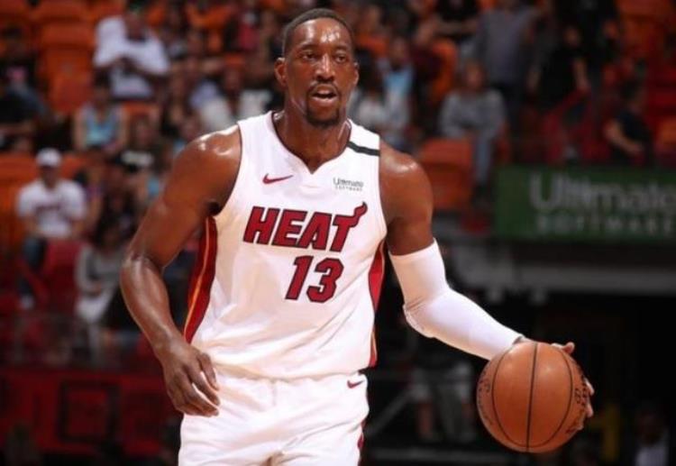 现任nba最强中锋「内线核心盘点现役NBA实力最强的十大中锋两届MVP实至名归」