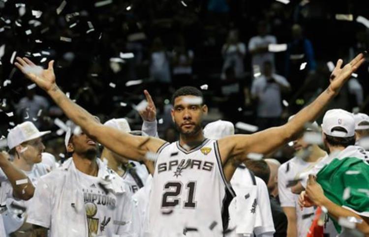 东契奇nba选秀排名「NBA历史出道即巅峰的满级王者东契奇詹姆斯入不了榜单」