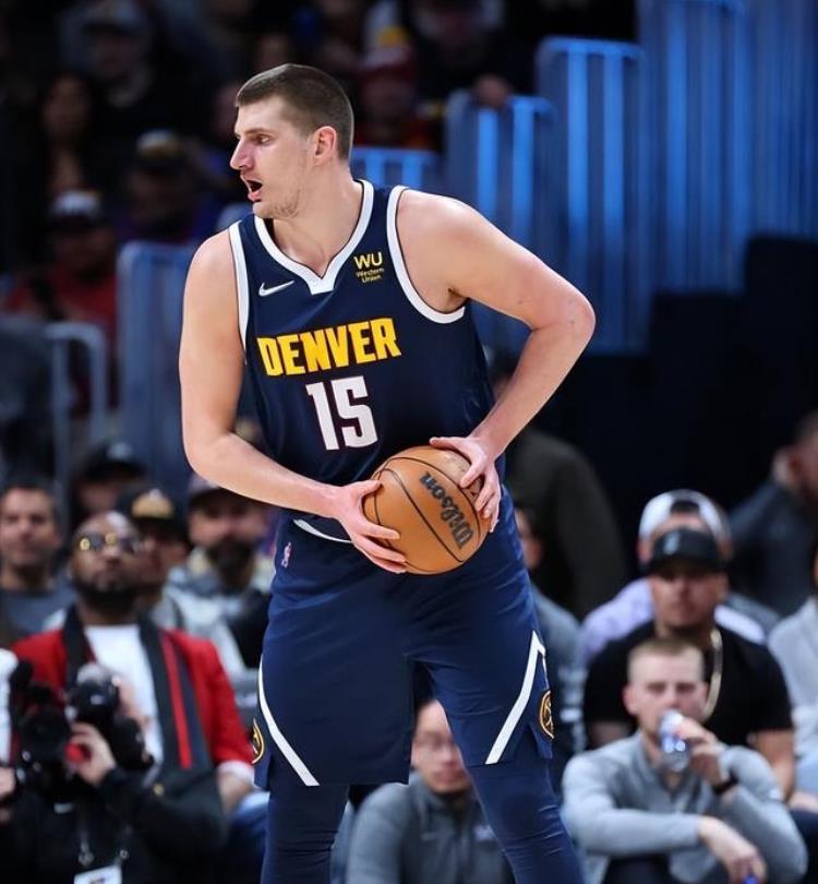 nba白人阵容,比较强的nba球员
