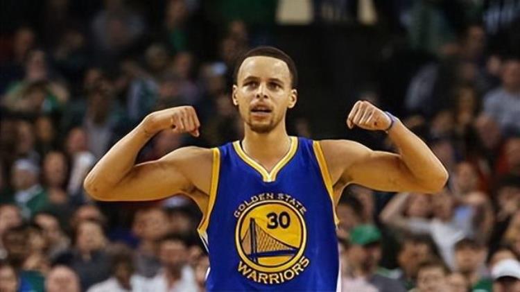 ​NBA历史第二控卫库里职业生涯有多辉煌