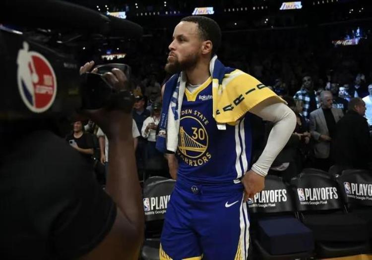 NBA最贵的6位球员库里排名第六詹姆斯杜兰特榜上无名
