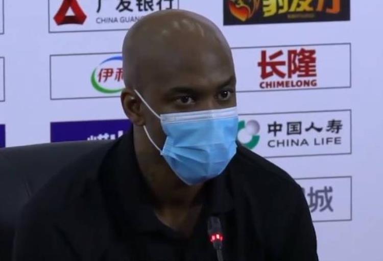 马布里周琦在CBA是非常强的球员也是NBA级别球员