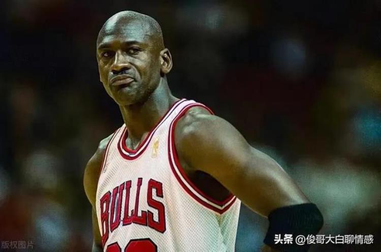 nba历史最佳阵容无争议「NBA历史最佳阵容库里不能进对抗差防守差詹姆斯也没资格」