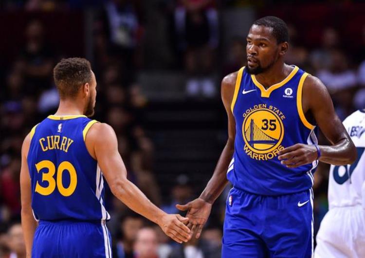 nba退役球衣最多的球员「NBA100退役球衣的五大巨星盘点库里詹姆斯领衔」