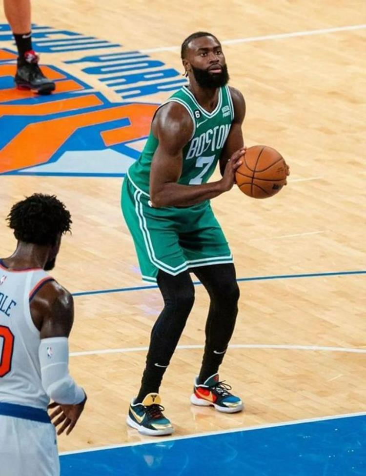 nba最受欢迎的球鞋「NBA最受欢迎球鞋Top10出炉AJ37爆冷落榜第一不愧是它」
