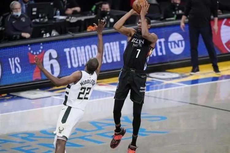 众多nba球星中哪三个最适合打3v3比赛「众多NBA球星中哪三个最适合打3v3比赛」