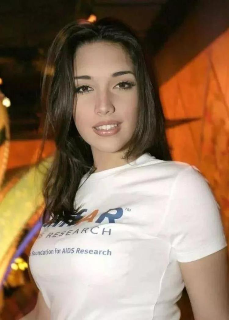 nba球星妻子颜值排名前十名有哪些「NBA球星妻子颜值排名前十名」