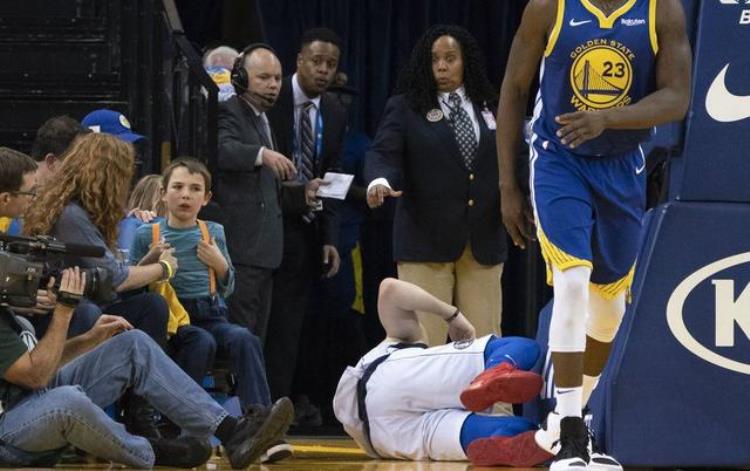 东契奇未来超级巨星「未来的NBA超巨东契奇不只是数据抢眼来看看这一伟大的表现」