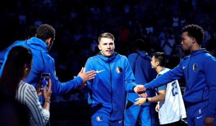 东契奇未来超级巨星「未来的NBA超巨东契奇不只是数据抢眼来看看这一伟大的表现」
