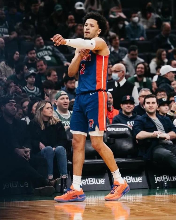 nba最受欢迎的球鞋「NBA最受欢迎球鞋Top10出炉AJ37爆冷落榜第一不愧是它」