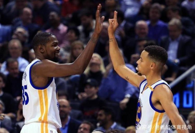 nba历史最伟大的8个组合2v2比赛你选择哪个第一名「NBA历史最伟大的8个组合2V2比赛你选择哪个第一名」