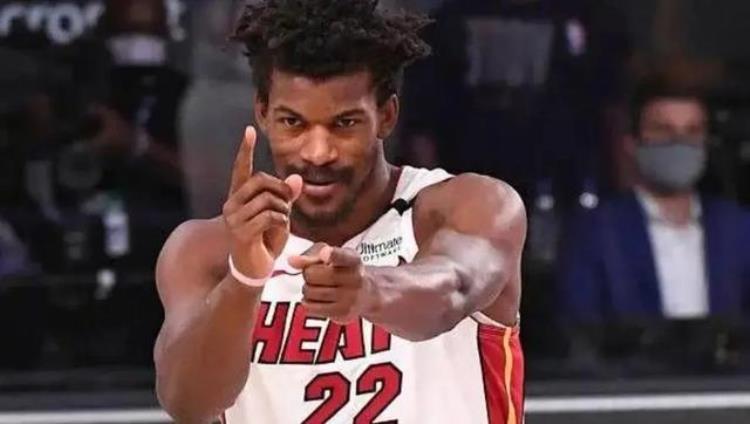 nba历史得分榜算不算季后赛「历史级别的得分盛宴单场轰71分却无缘季后赛你该学詹皇去抱团」