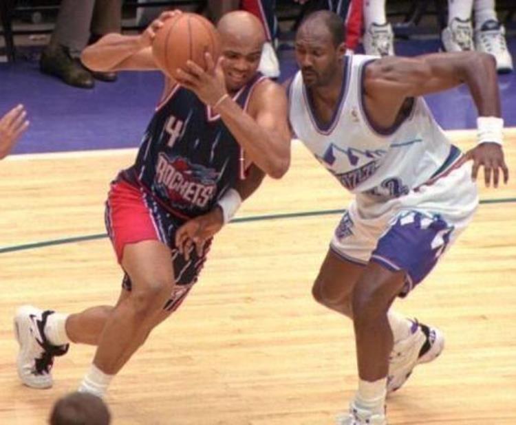 卡尔马龙如果有总冠军「NBA纪实连载46如果没有乔丹锋霸卡尔马龙将会是什么样的存在」