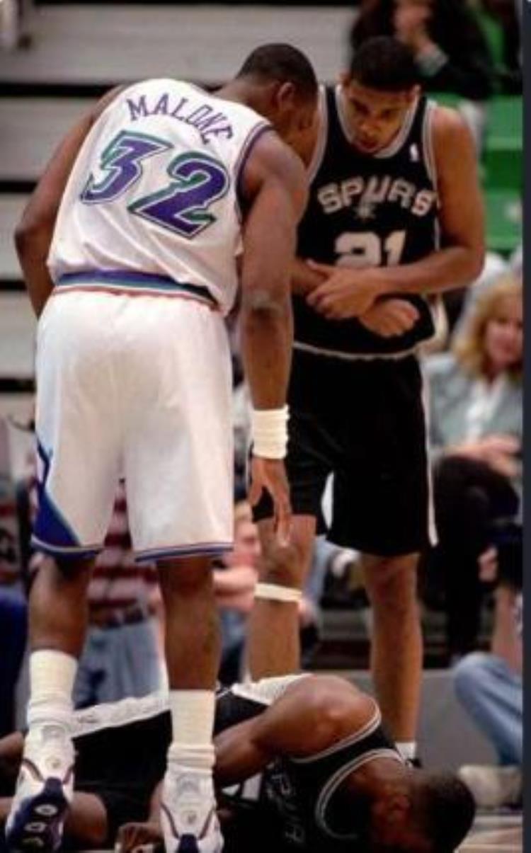卡尔马龙如果有总冠军「NBA纪实连载46如果没有乔丹锋霸卡尔马龙将会是什么样的存在」