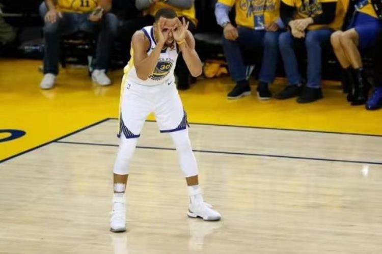 15美元组球队「美媒列出NBA15美元最强阵容你觉得哪套阵容组合最无敌」