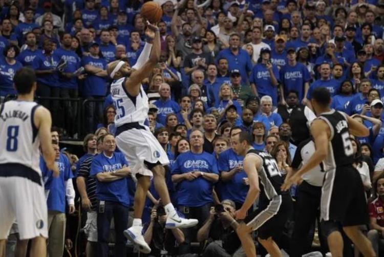 nba绝杀反绝杀「瞬息万变盘点NBA最著名的十大反绝杀胜负只在一瞬间」
