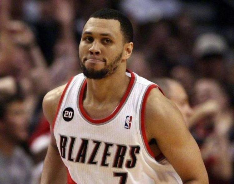 nba绝杀反绝杀「瞬息万变盘点NBA最著名的十大反绝杀胜负只在一瞬间」