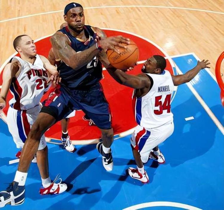 盘点nba历史6大经典战役35秒13分无法复刻「盘点NBA历史6大经典战役35秒13分无法复刻」