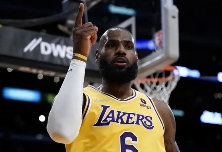 詹姆斯 40000分「詹姆斯的40000分工程和NBA历史上的那些常青树们」