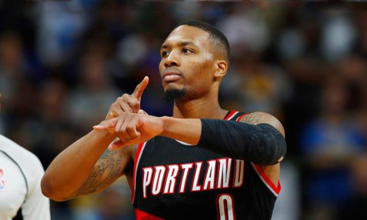 nba球星经典庆祝动作有哪些「NBA历史上最经典的二十种庆祝动作」