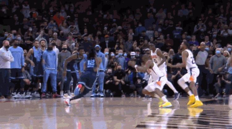 nba十大压哨绝杀「年度盘点之十大压哨绝杀格拉汉姆后场超远东契奇抛投三分」