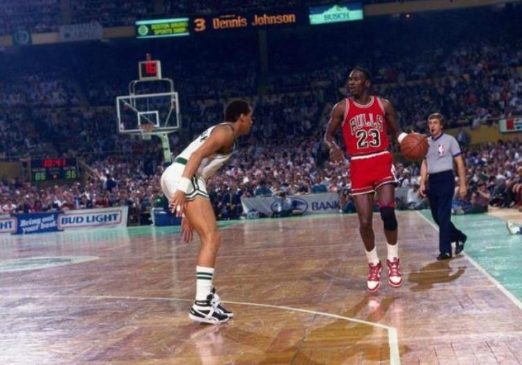 nba季后赛历史单场最高分「单场之最盘点NBA难以打破的季后赛十大纪录前无古人后无来者」