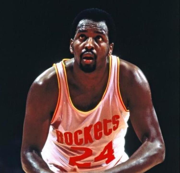 nba季后赛历史单场最高分「单场之最盘点NBA难以打破的季后赛十大纪录前无古人后无来者」