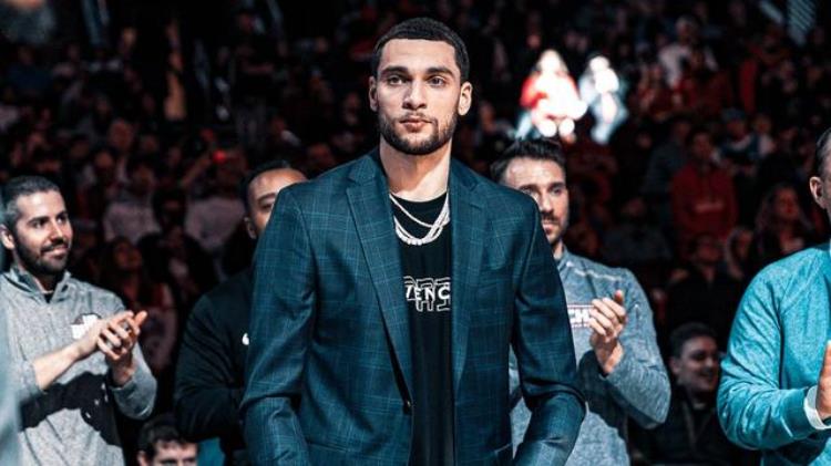 垂直弹跳最高的人「NBA历史上垂直弹跳最高的十位球员第一位是永远的神」