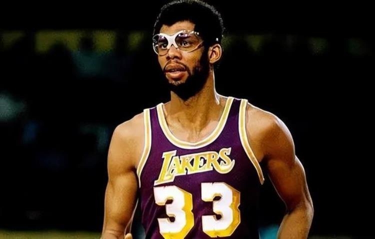 NBA终极殿堂历史前十宝座排名