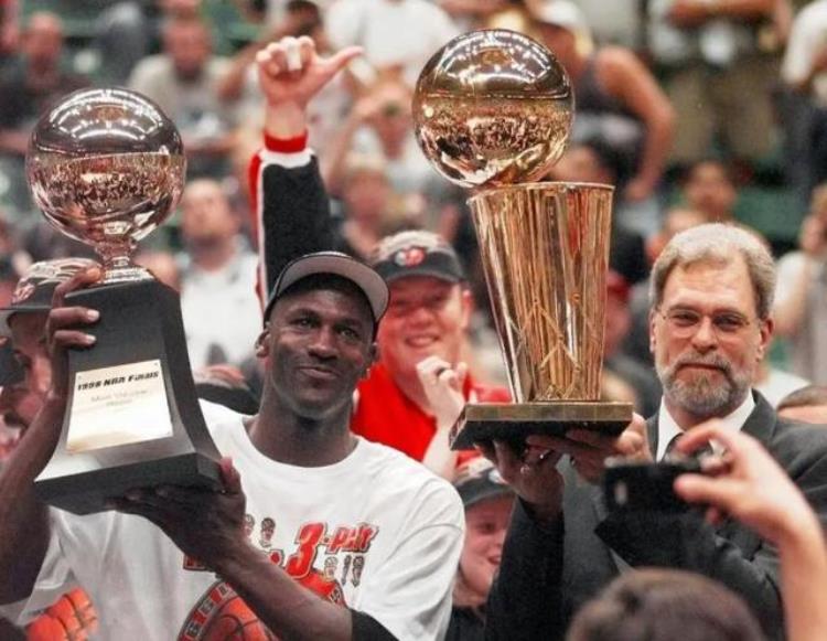 nba季后赛历史单场最高分「单场之最盘点NBA难以打破的季后赛十大纪录前无古人后无来者」