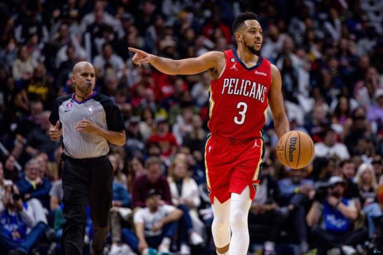 NBA近25年球员工资涨了多少工资帽暴涨1亿老将顶薪多拿3360万