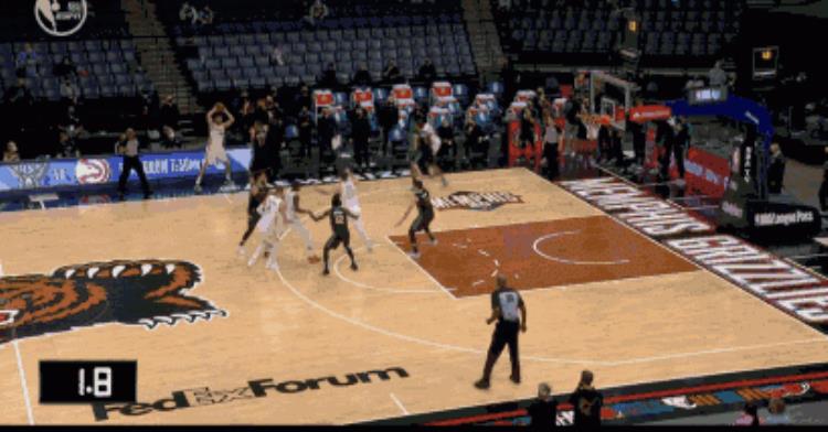 nba十大压哨绝杀「年度盘点之十大压哨绝杀格拉汉姆后场超远东契奇抛投三分」