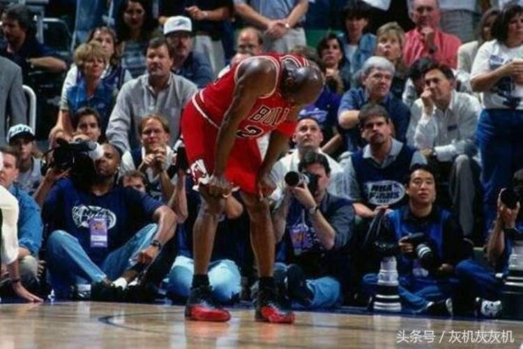 天王山之战詹姆斯数据「盘点NBA史上最经典的天王山之战詹姆斯韦德皆上榜」