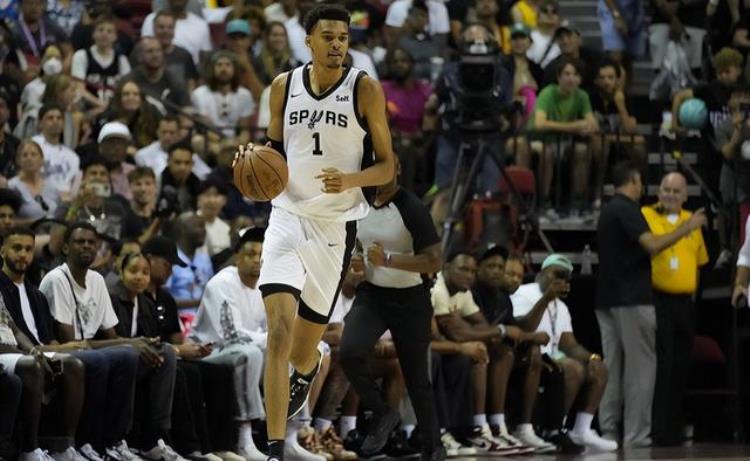 重排nba近30年状元排名,霍华德垫底 奥尼尔仅排第3「重排NBA历史5大状元秀魔术师垫底奥尼尔第3榜首没悬念」