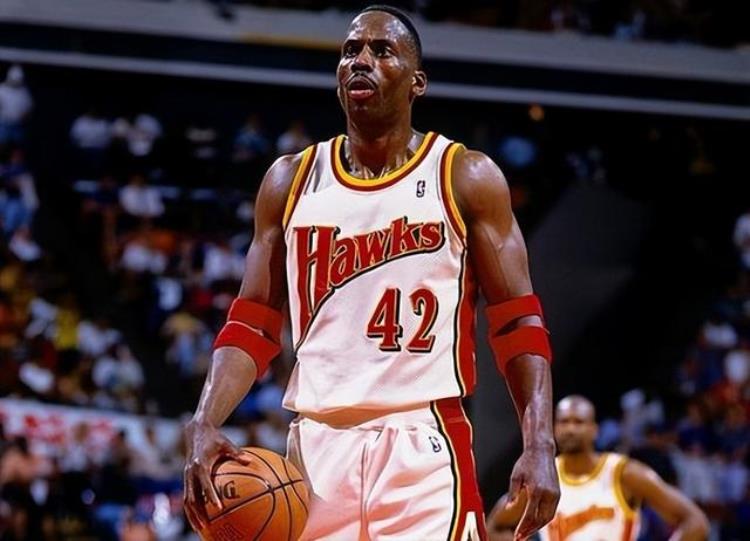 nba职业生涯最长的人「NBA历史上职业生涯最长的球员是谁詹姆斯能超越吗」