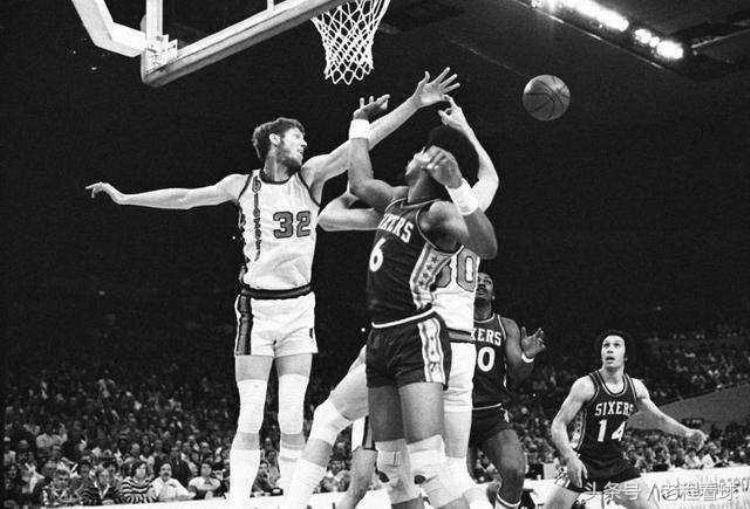 nba总决赛经典回顾「盘点NBA总决赛02逆转史上仅4队翻盘詹皇16年曾创神迹」